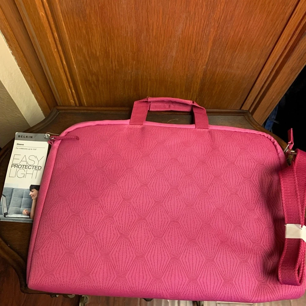 New Belkin laptop carrier